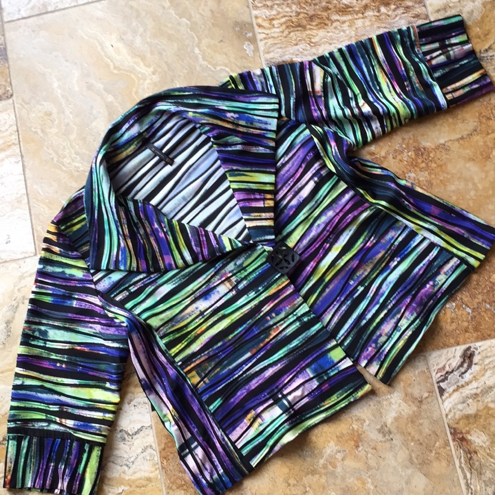 IC by ConnieK wearable art textured stretch blazer